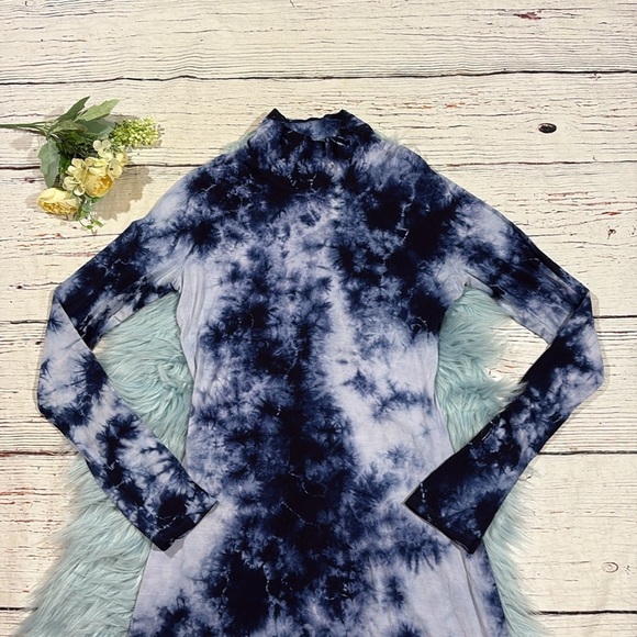 House of Harlow x REVOLVE Bryla Mini Dress Tie Dye Blue - Picture 6 of 8